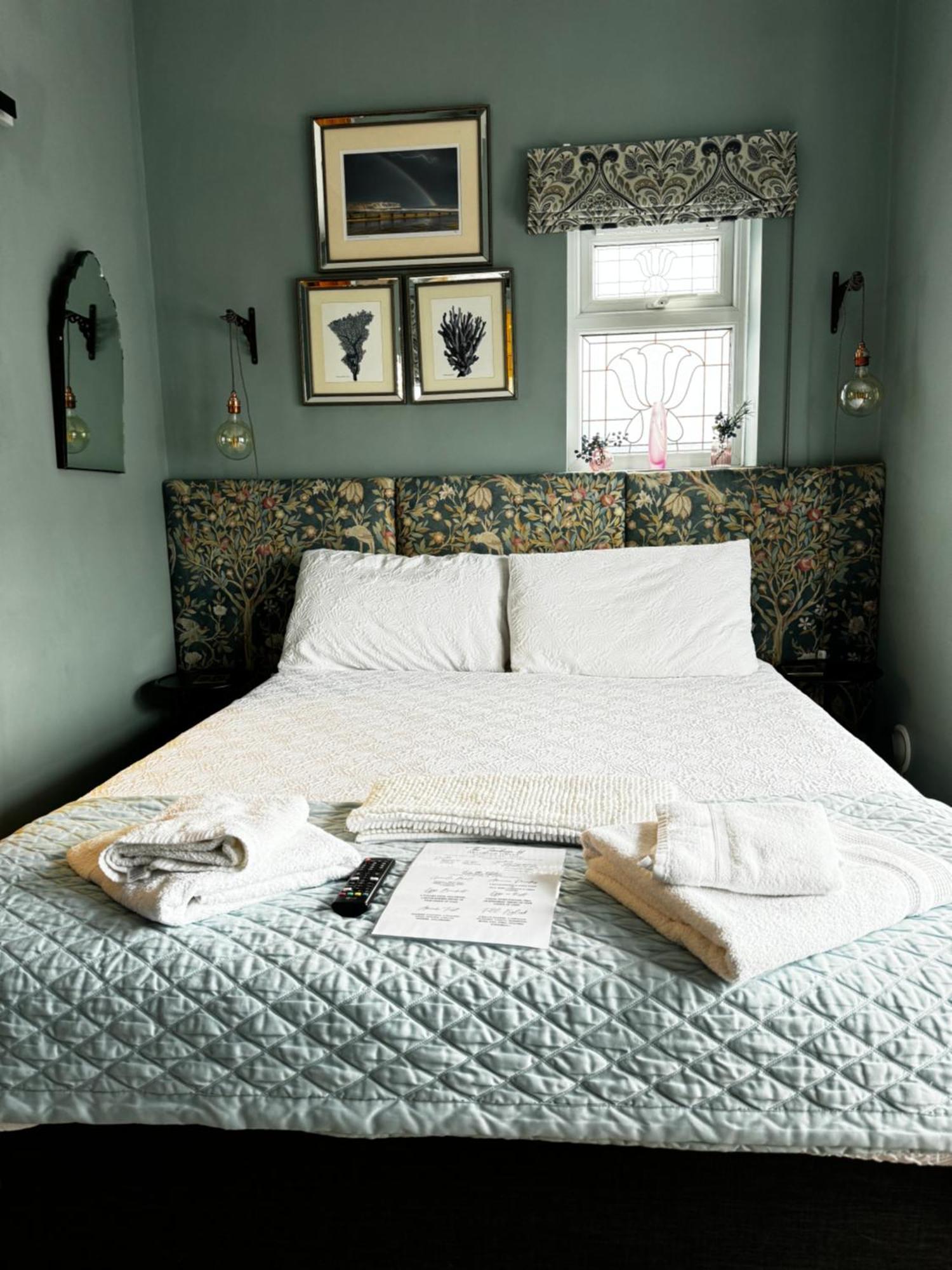 The Townhouse 101 Bed & Breakfast Sandown Exterior foto
